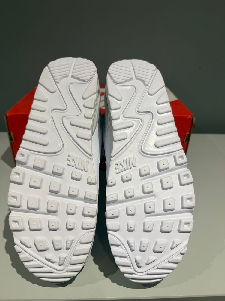 Immagine di Nike Air Max 90 White Hyper Turquoise UK 8  4