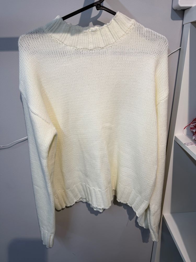 White Knitted Sweater - Viral and trending 3