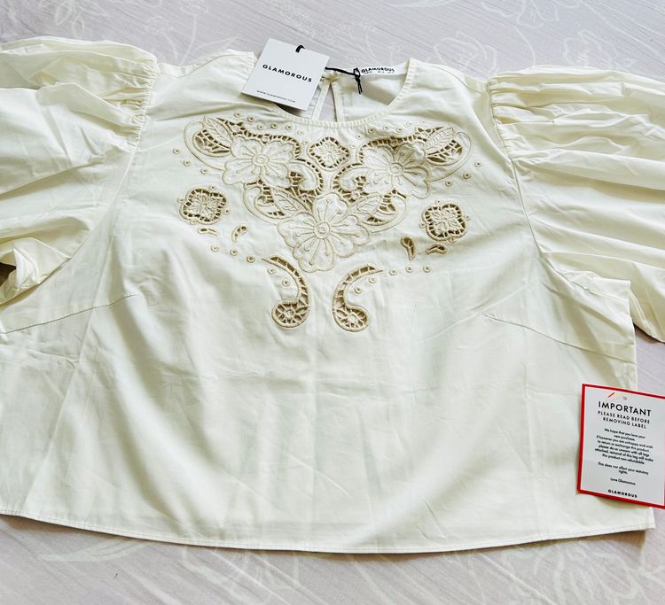 Glamorous Embroidered White Blouse 9