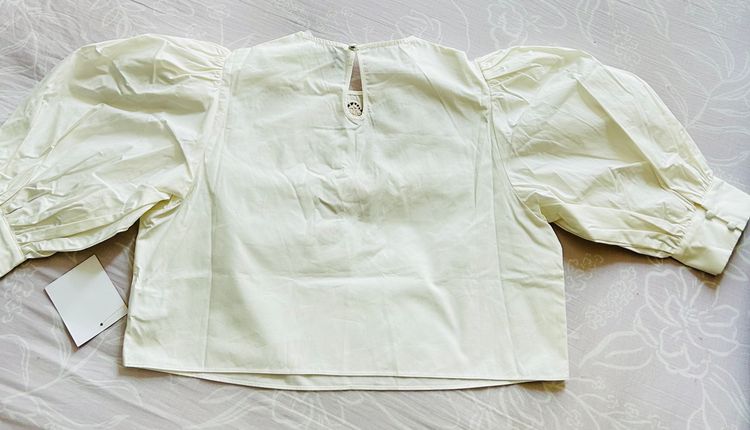 Glamorous Embroidered White Blouse 5