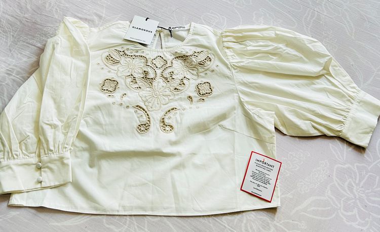 Glamorous Embroidered White Blouse 6