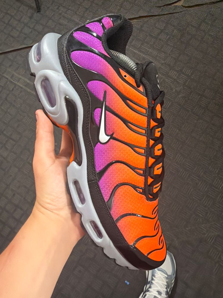 A-31000 Nike Tn Desert Sunrise RRP£175 