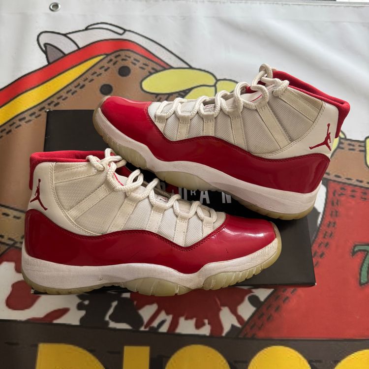 Air Jordan 11 Retro Cherry