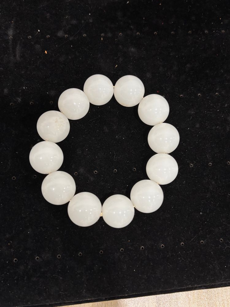 Other White Bead Bracelet product image