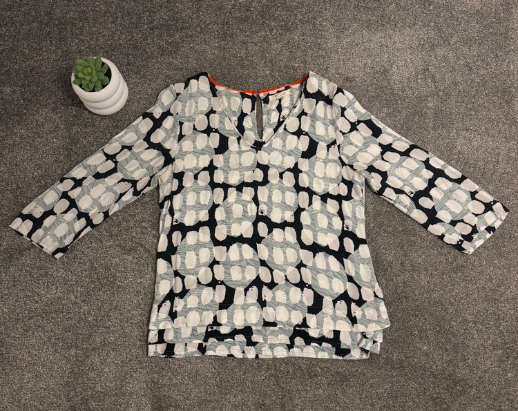 White Stuff Patterned Blouse long sleeve size 8 VGC