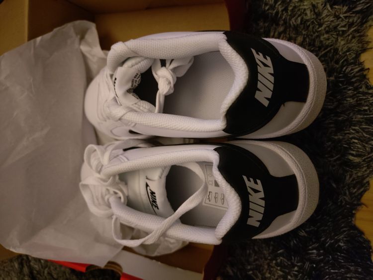 Nike Court Royale Sneakers uk7.5  eu42 image 3