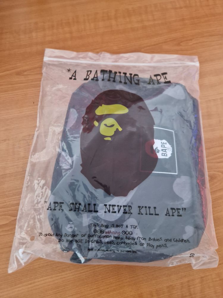 A Bathing Ape Camo Pouch And Plush Baby Milo  Coin Purse image 1