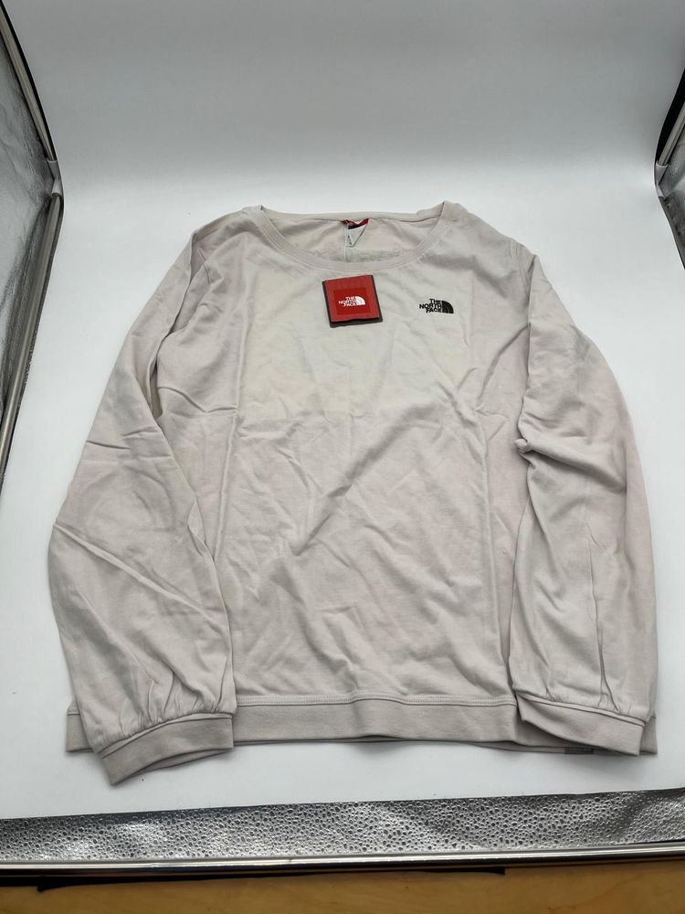 North Face Women’s NWT Tshirt