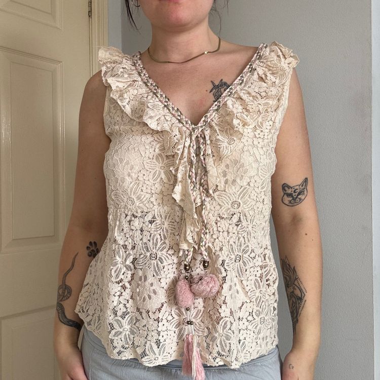Lace Sleeveless Blouse Top