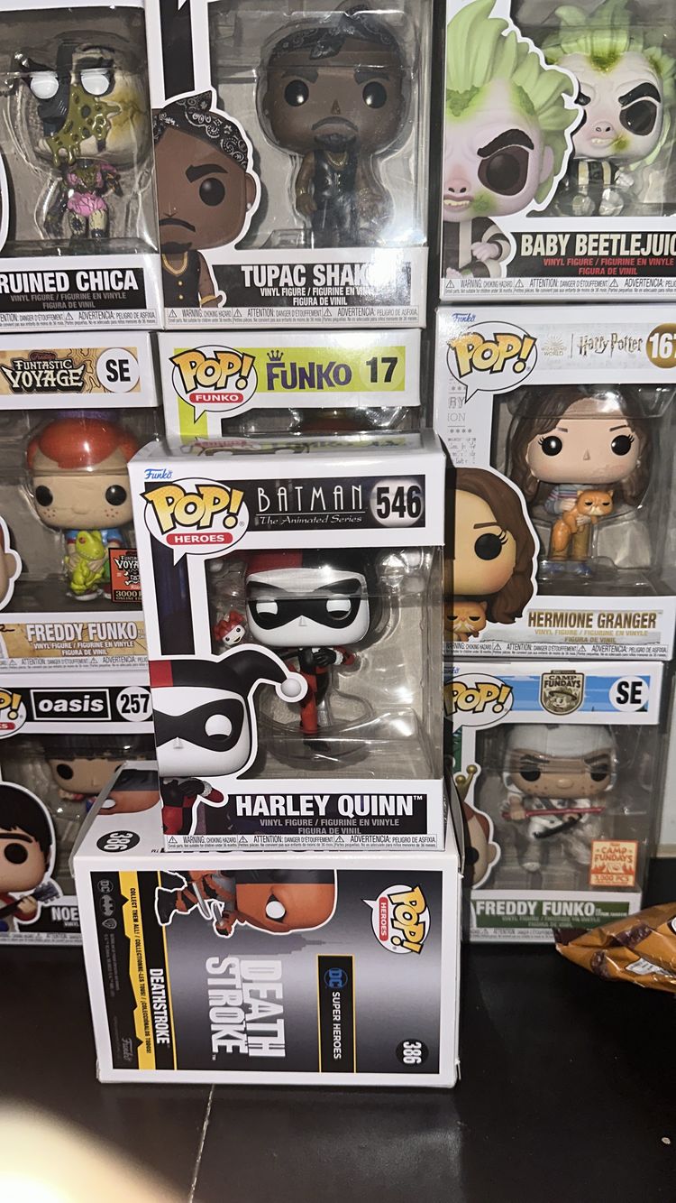 Funko Pop Harley Quinn Vinyl Figure