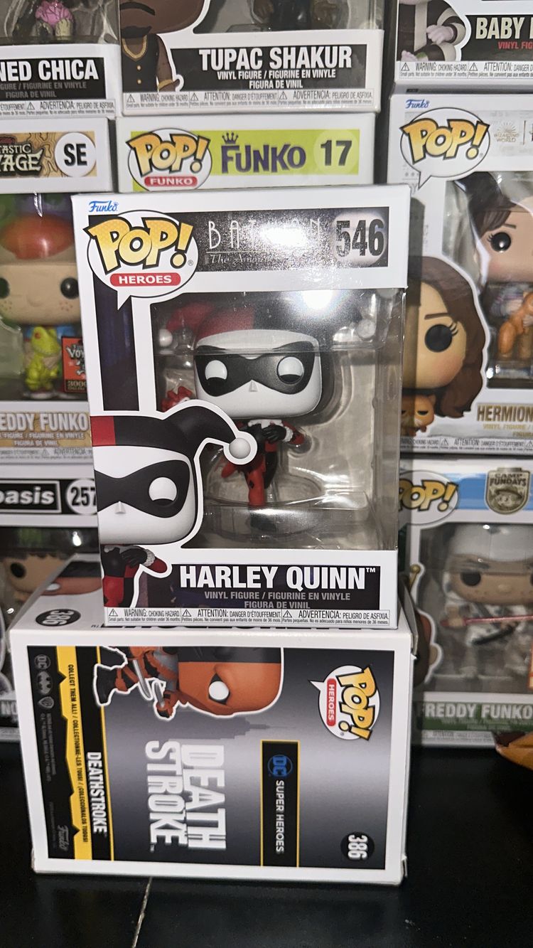 Immagine di Funko Pop Harley Quinn Vinyl Figure 2