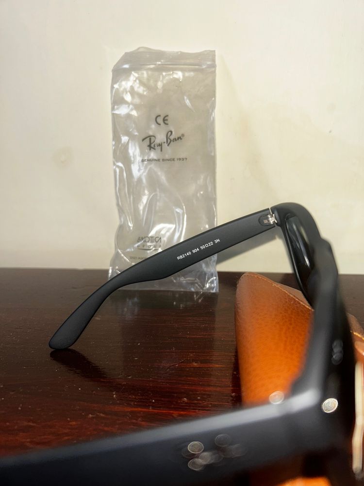 Ray-Ban Sunglasses 3