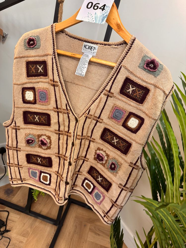 64 Koret Knitted Vest