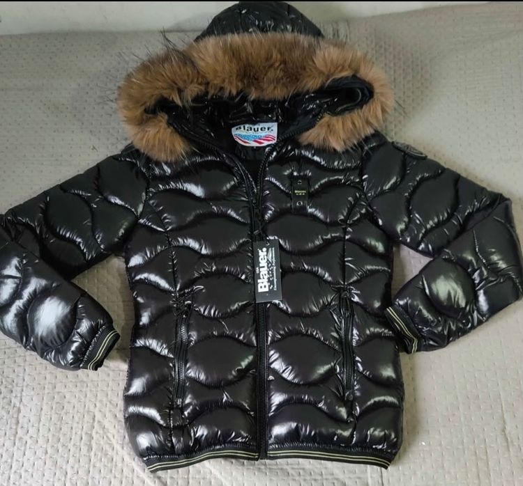 Blauer Puffer Jackets With Fur Hoods image 1