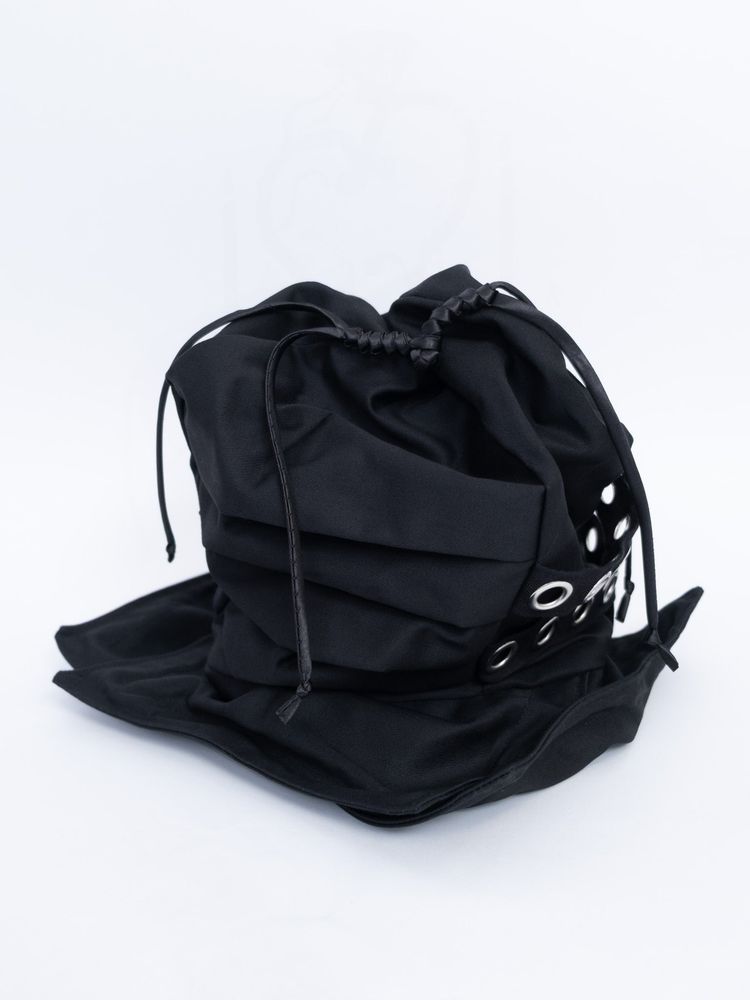 EYELET STRAP HAT | MAJO TORIPURU