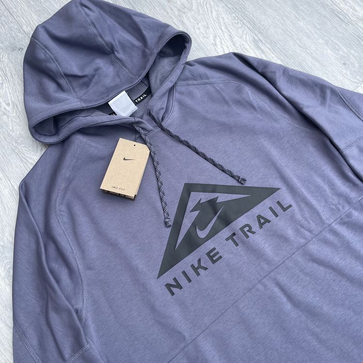 Nike Trail Magic Hour Dri Fit Running Training Hoodie - Carbon Grey 2
