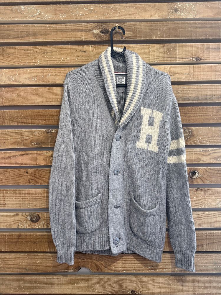 Vintage 90s Tommy Hilfiger Varsity knitted cardigan. Grey. Size Medium. image 1