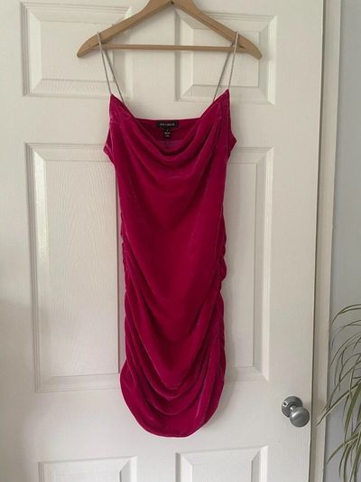 NEW QED Pink Ruched Dress