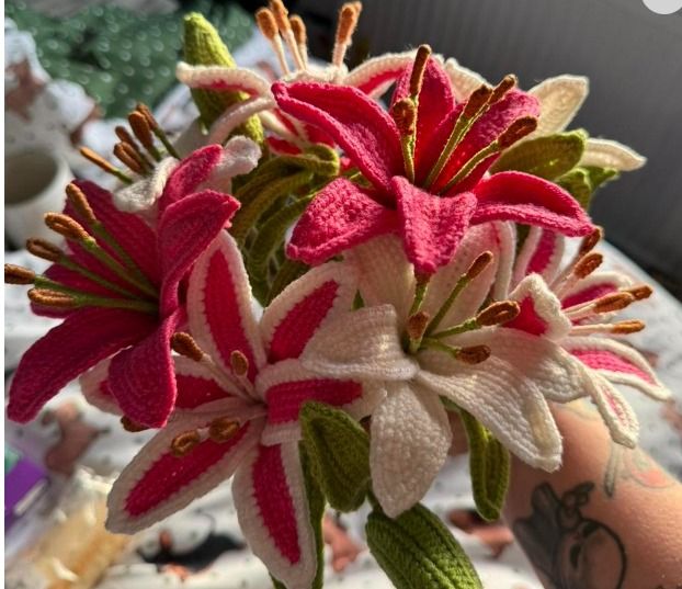 Crocheted Flower Bouquet image 2