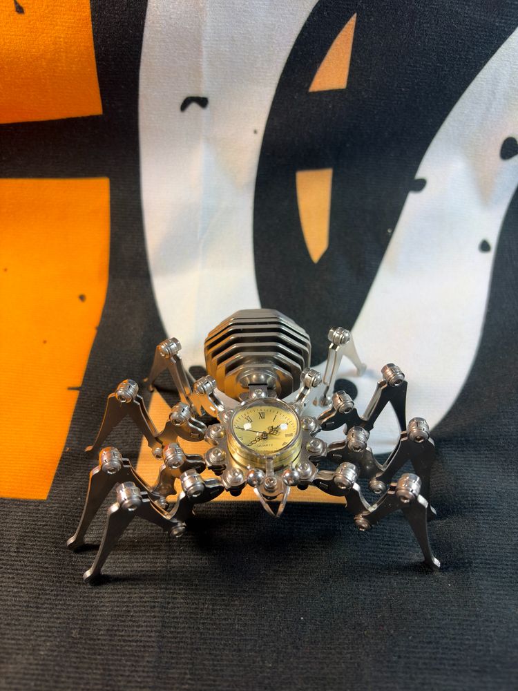 Metal Spider Clock