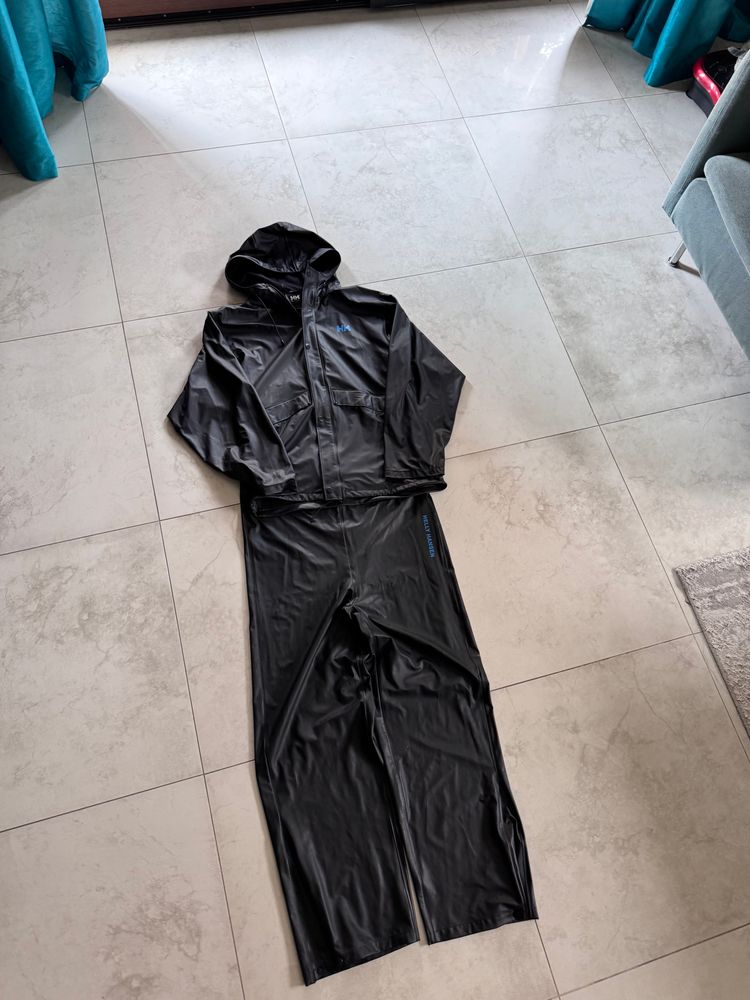 Immagine del prodotto Helly Hansen Black Helly HansenJacket And Pants Set