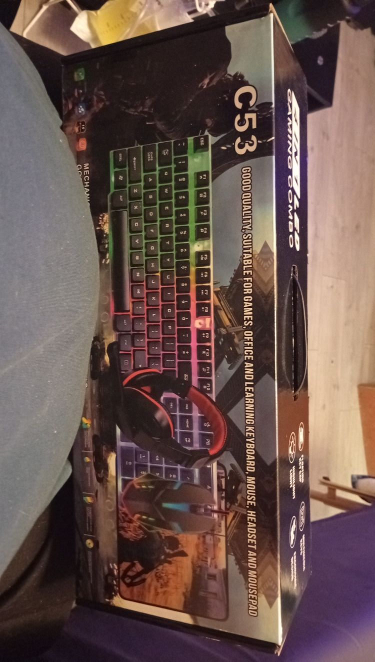 Immagine di 4 In 1 Led Gaming Combo 2
