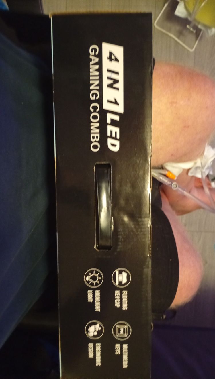 Immagine di 4 In 1 Led Gaming Combo 3