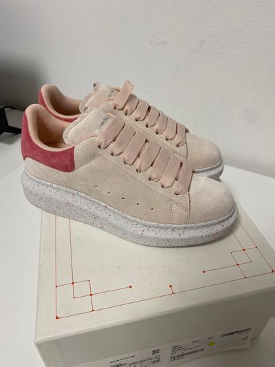Alexander McQueen Oversize Sneakers 1