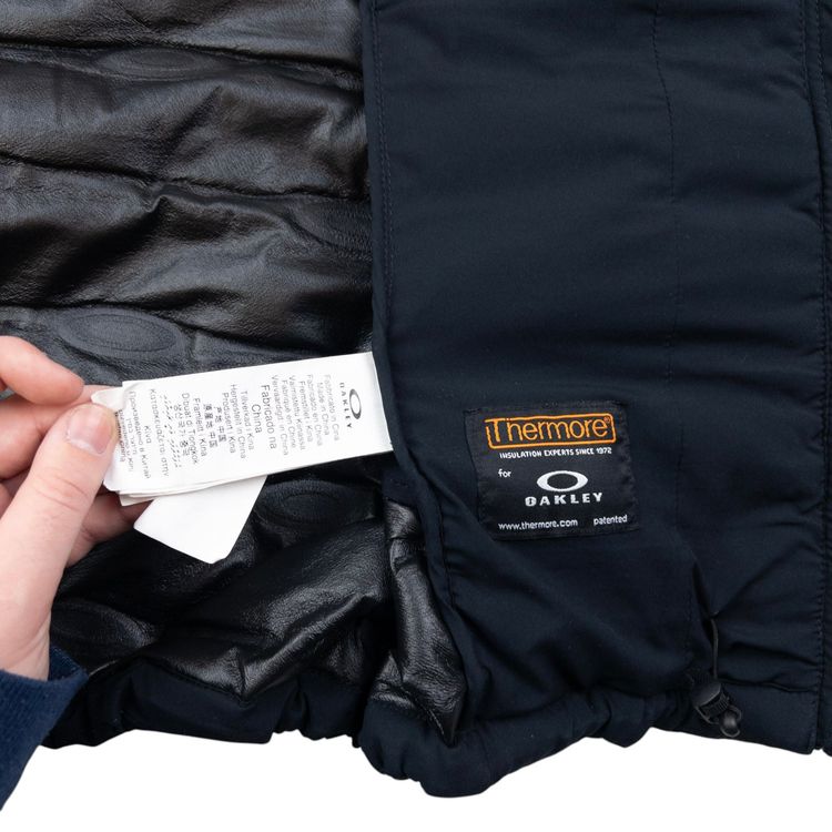 2010s Oakley Thermore Puffer Jacket Size M image 4