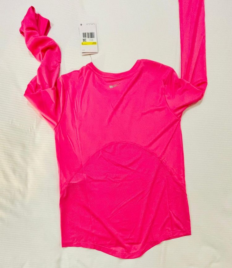Nike long sleeve athletic shirt image 2