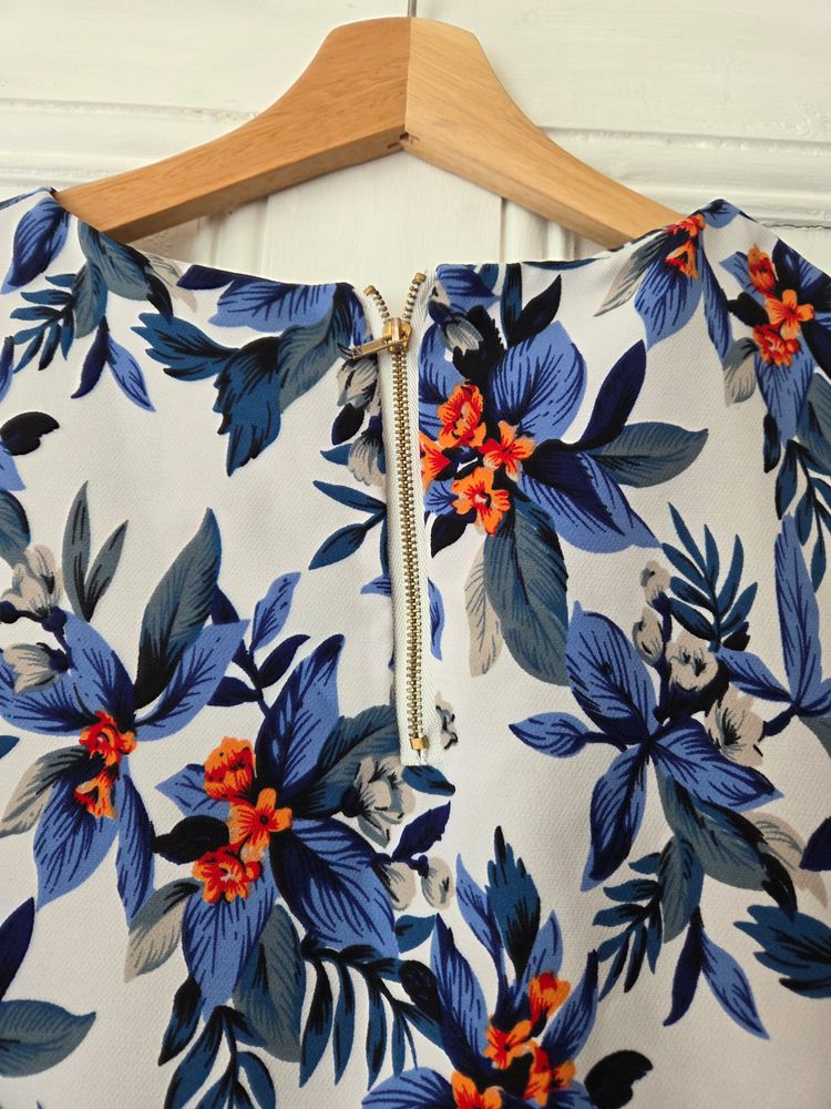 Poppy Lux Floral Short Sleeve Top 4