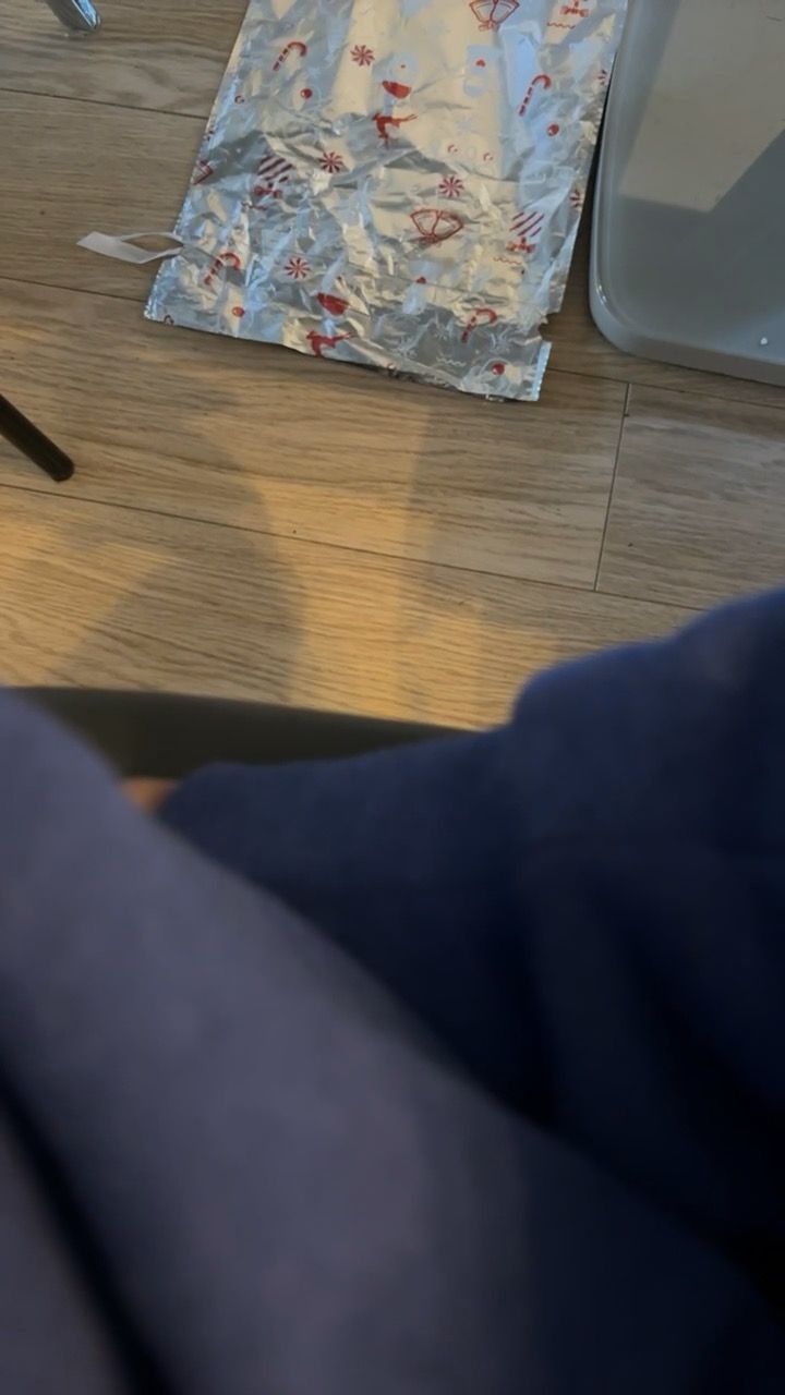 On Running Item on screen product image