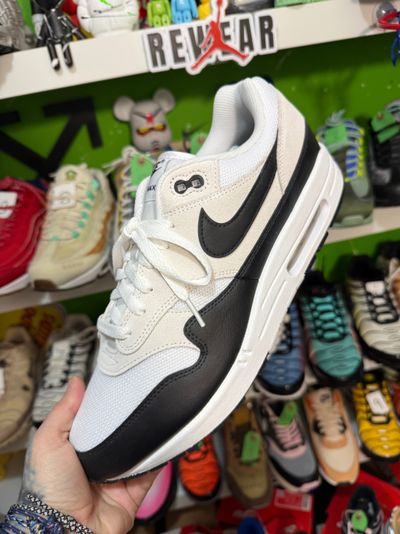 Nike Sneakers AM1 new 11
