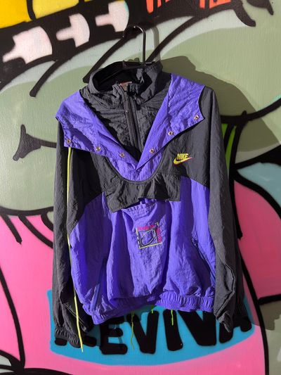 Nike Windbreaker Jacket