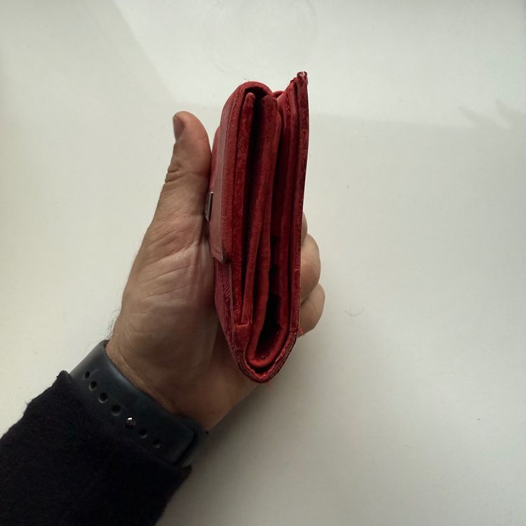 Red Wallet 3