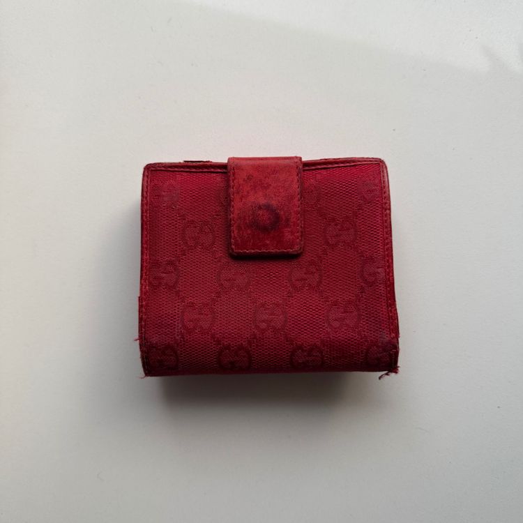 Red Wallet 2