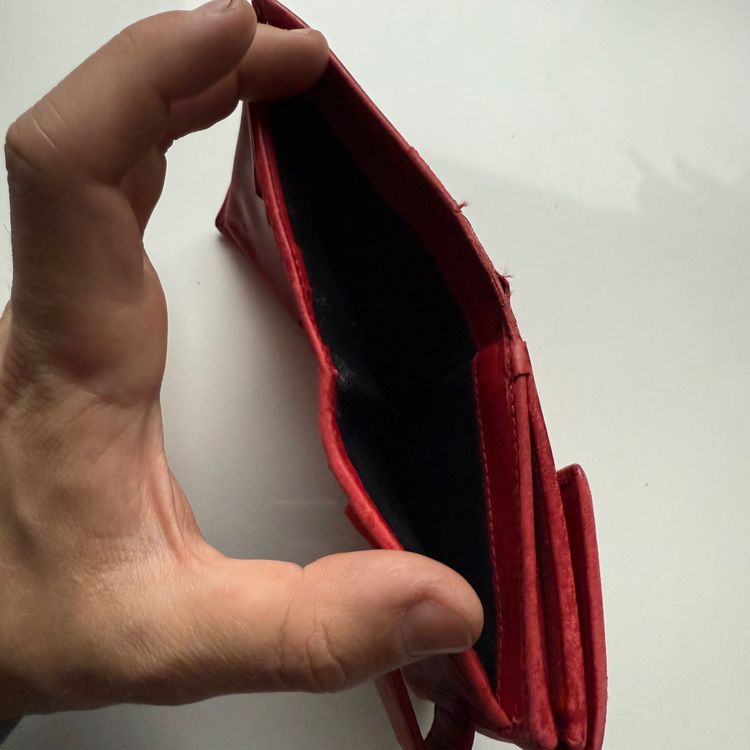 Red Wallet 10