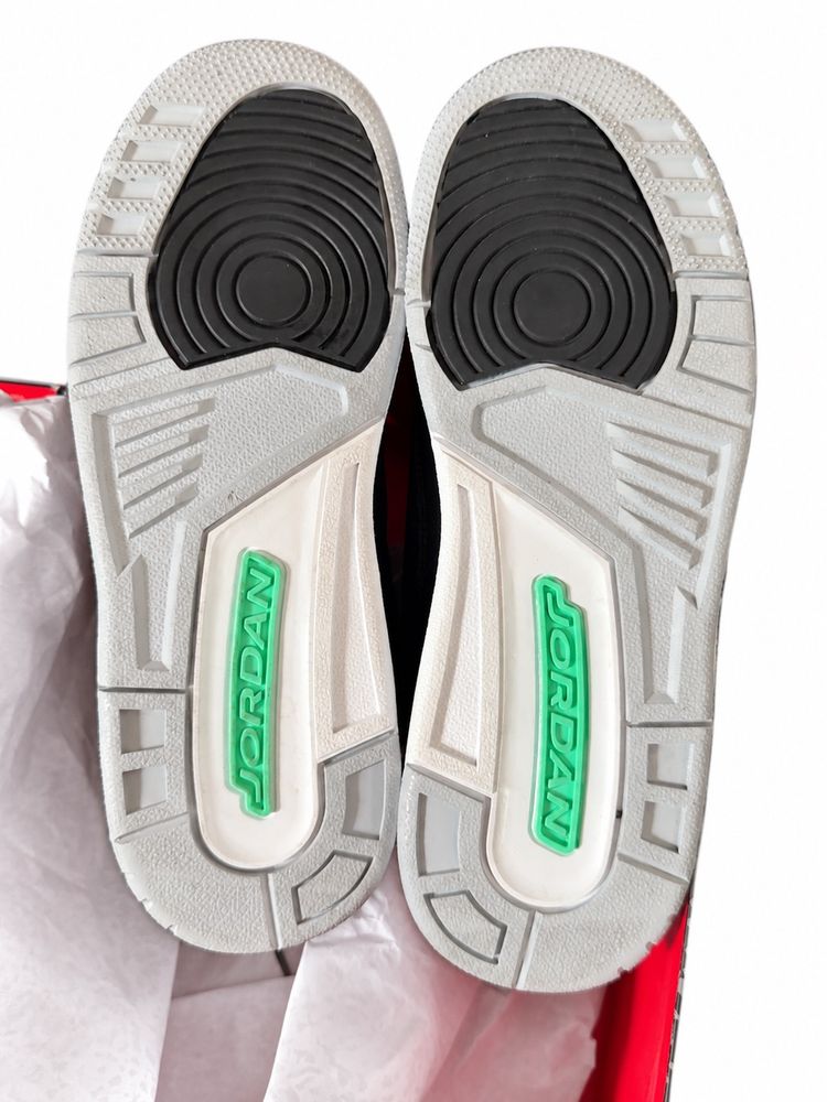 Immagine di Jordan 3’s - Black & Green 2