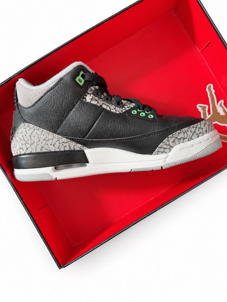 Immagine di Jordan 3’s - Black & Green 4