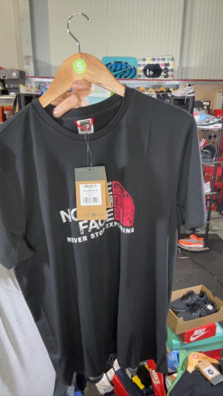 The North Face THE NORTH FACE T SHIRT SIZE SMALL BNWT product image