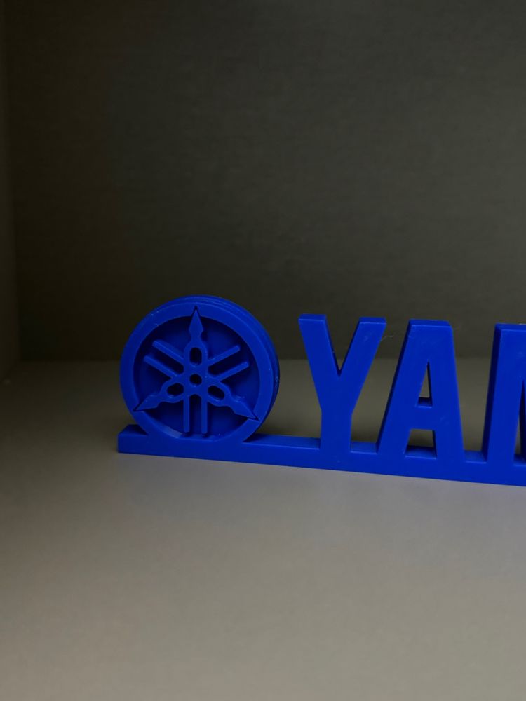 Figurka Yamaha Napis Logo 3D 2