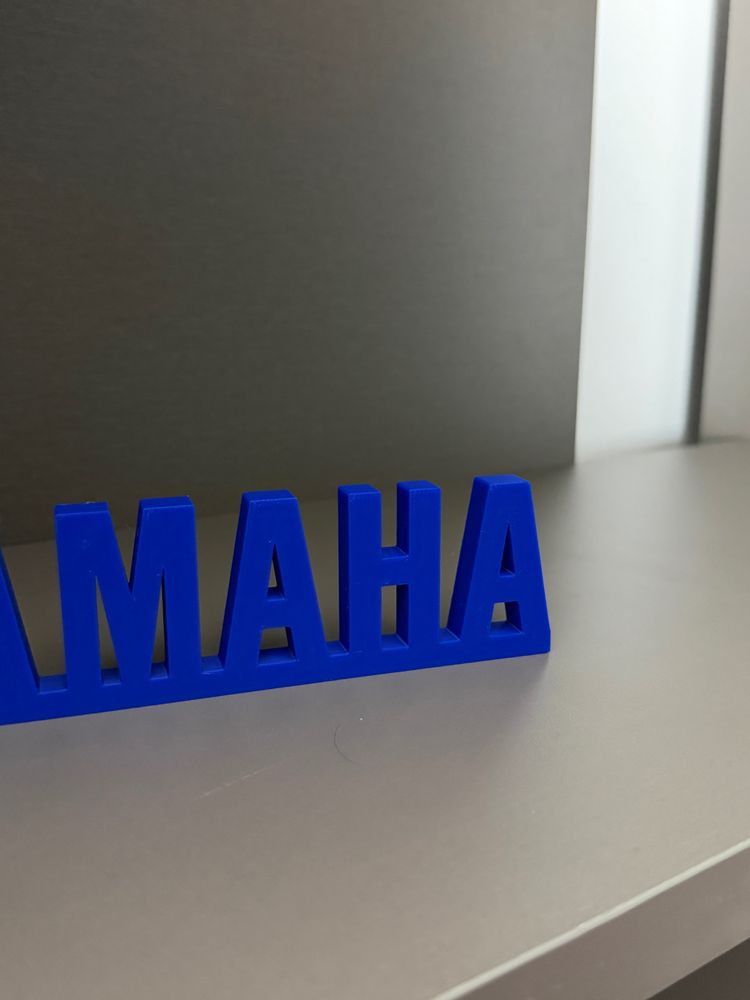 Figurka Yamaha Napis Logo 3D 6