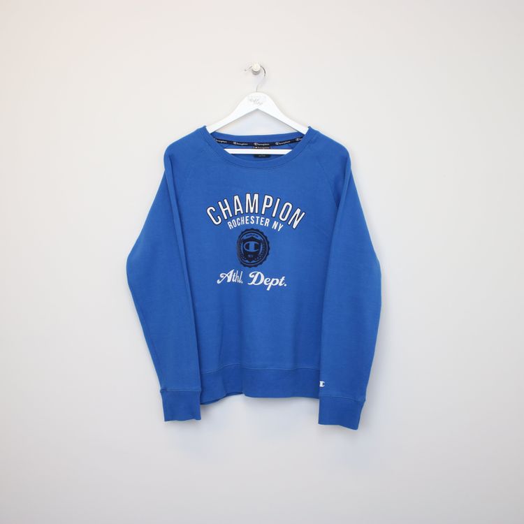Champion Vintage Champion sweatshirt in blue. Best fits M product image