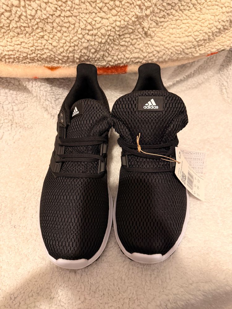 Adidas Ultimashow Black Running Shoes UK9.5 imagen 3