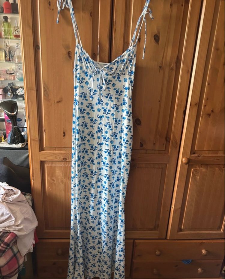 Immagine di Blue Floral Slip Dress 1