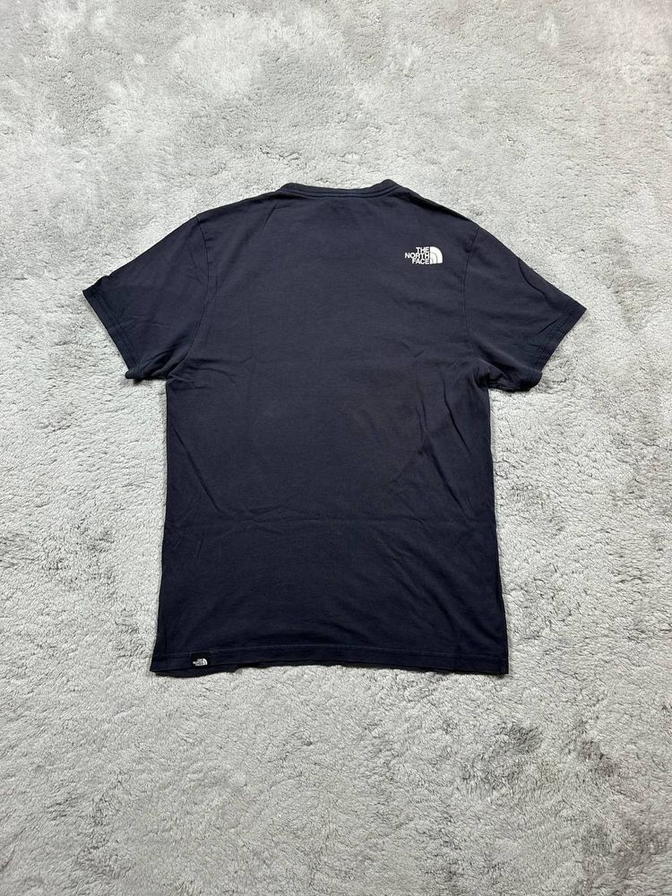 The North Face Men'S Black Graphic T-Shirt 7