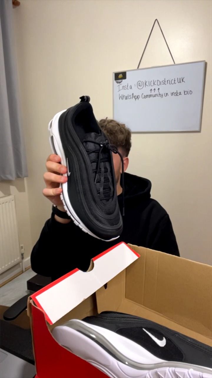NIKE AIR MAX 97 'BLACK/WHITE' £185 RRP