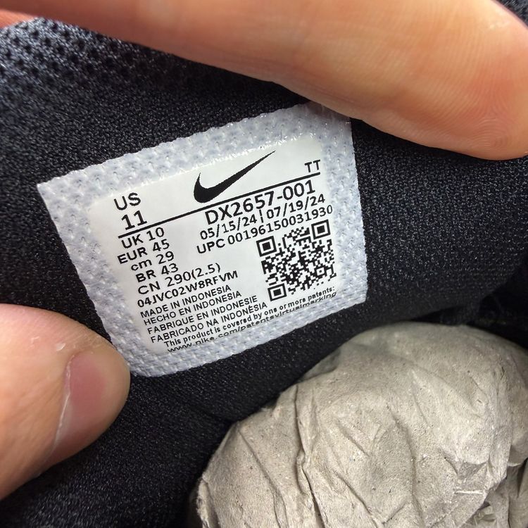 Immagine di Nike Air Max 95 Size UK 10 Black Grey Safety Orange Men's Trainers DX2657-001 9