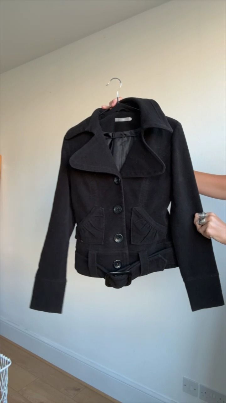 Buckle black buckle waist jacket size small  product image