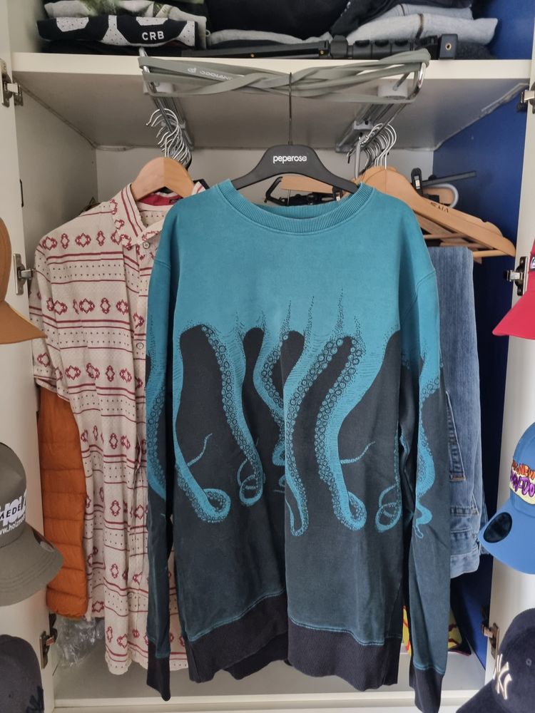 Other Blue Sweatshirt With Octopus Tentacle Design product image